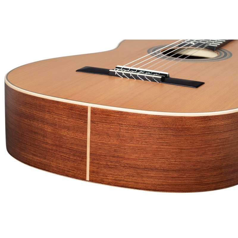 GUITARRA_CLASICA_ORTEGA_R18SSN(4).jpg