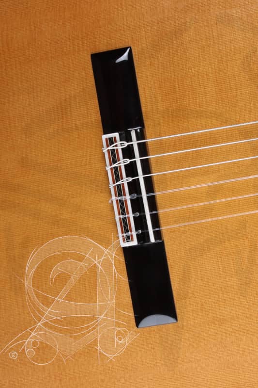 guitarra-alhambra-luthier-aniversario